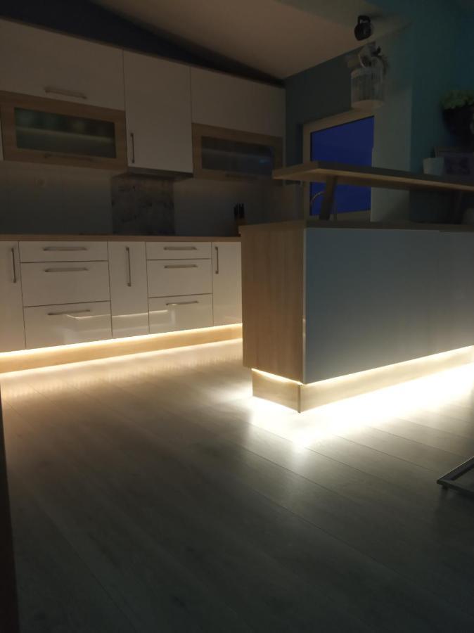 Apartman Josipa 마카르스카 외부 사진