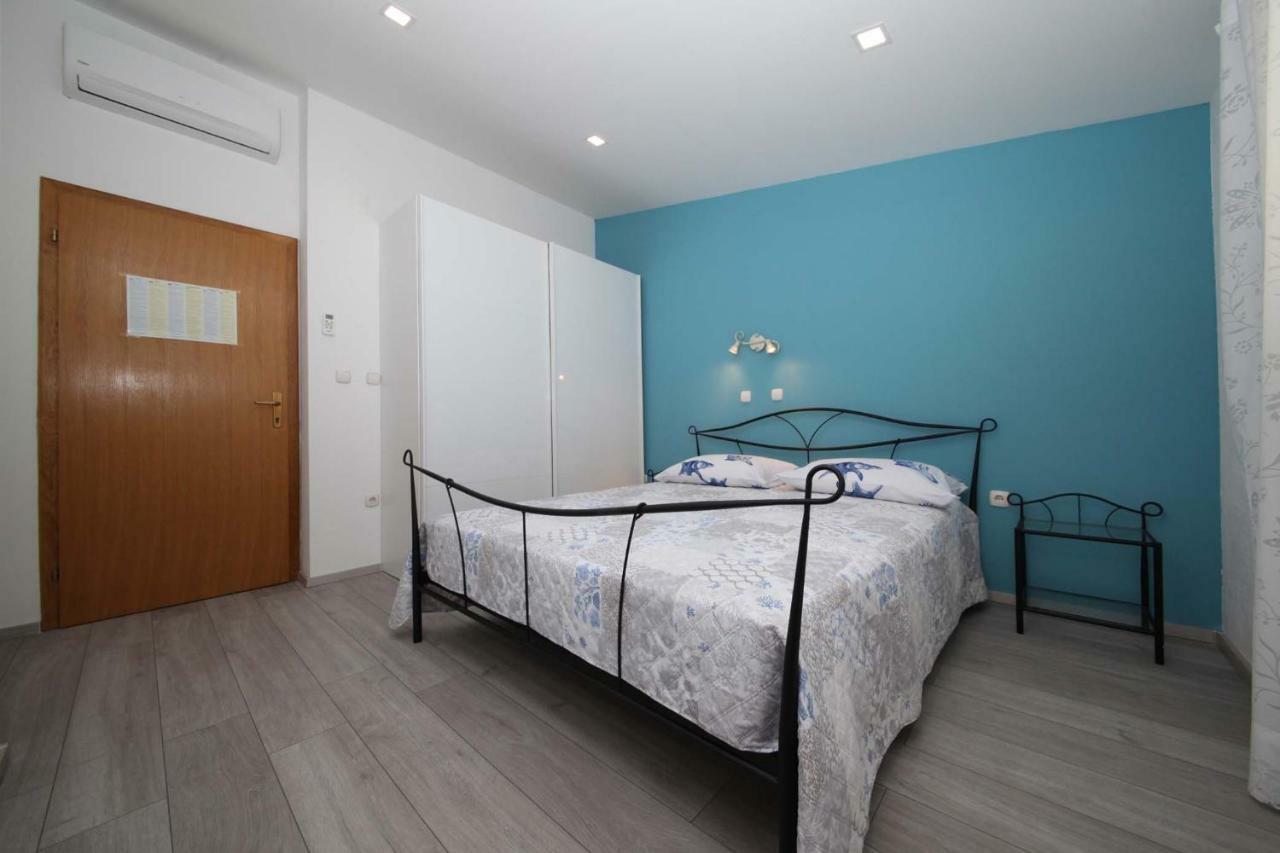 Apartman Josipa 마카르스카 외부 사진