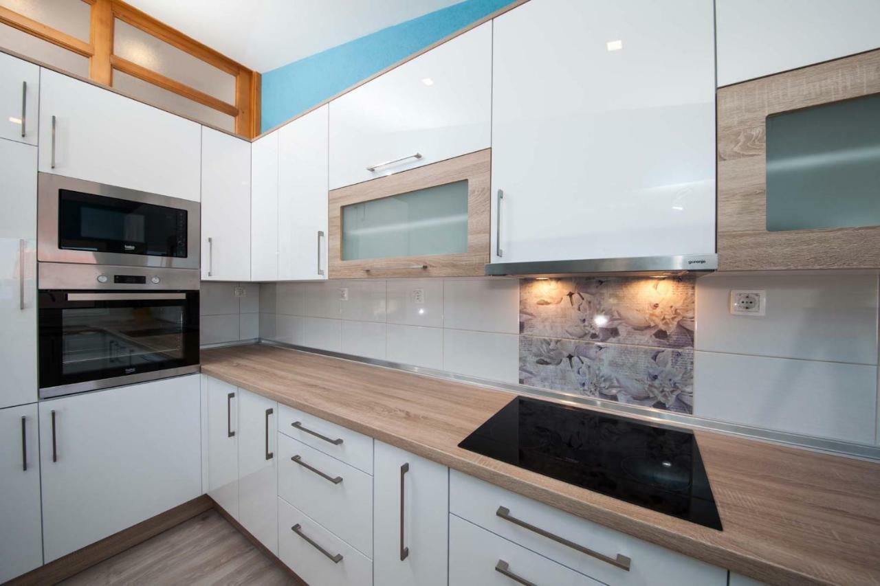 Apartman Josipa 마카르스카 외부 사진